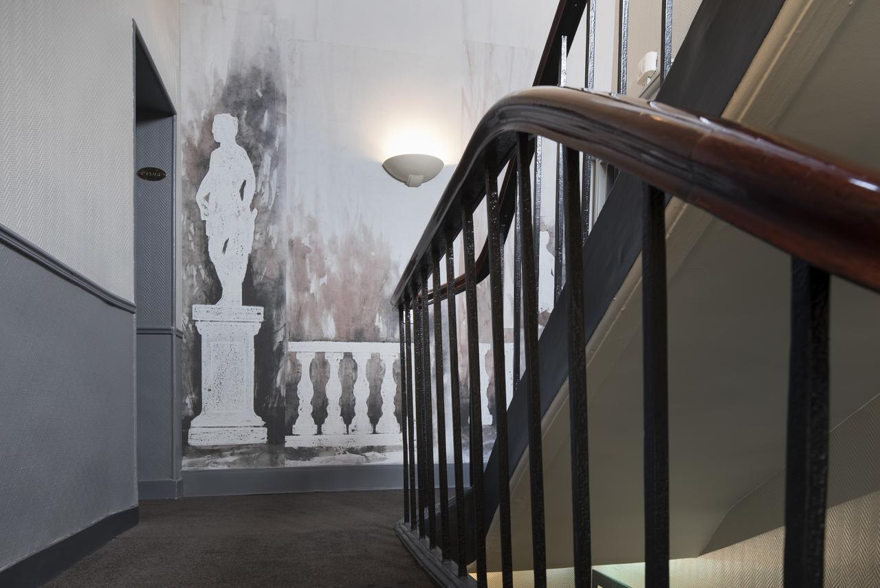A L'Hotel Des Roys Versailles Exterior photo